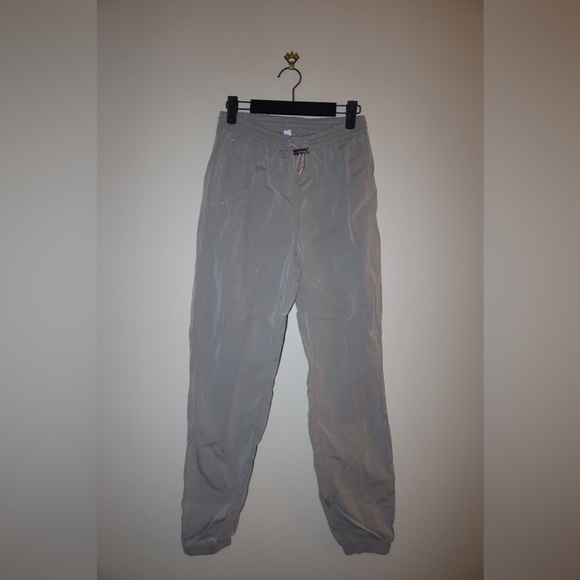 Lululemon Womens Joggers - Picture 1 of 4